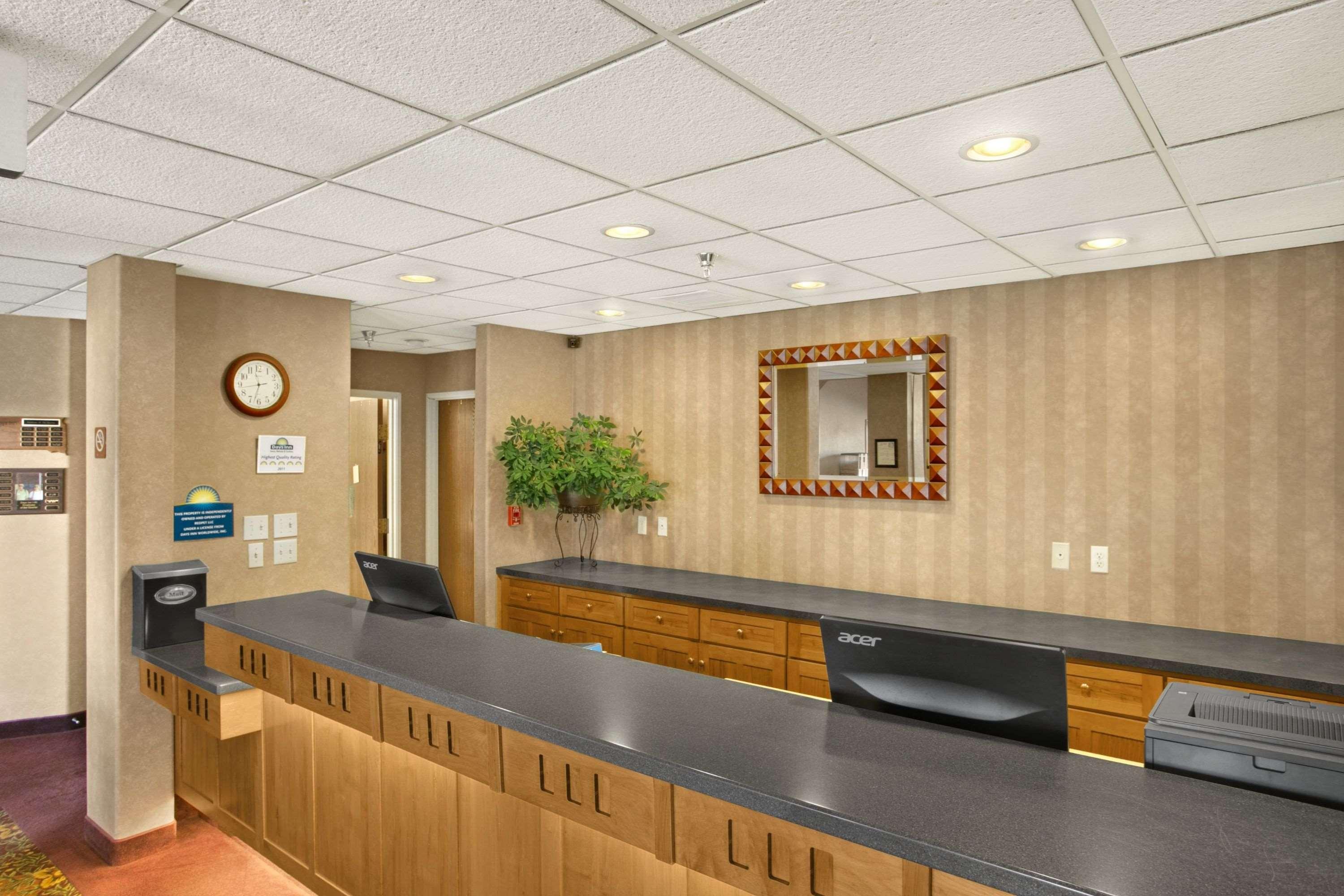 Days Inn By Wyndham Rapid City Dış mekan fotoğraf